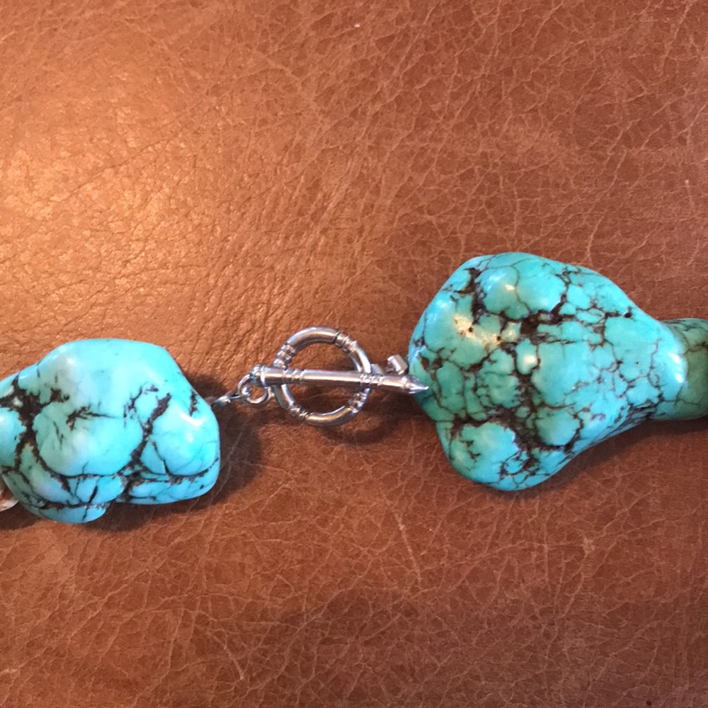 Colorful turquoise chunky necklace. - Picture 4 of 4